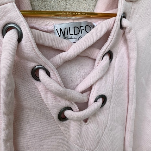 Wildfox Pink Hutton Lace-Up Hoodie Oversized Sweatshirt Raw Hem Blush Size Small - Picture 3 of 10